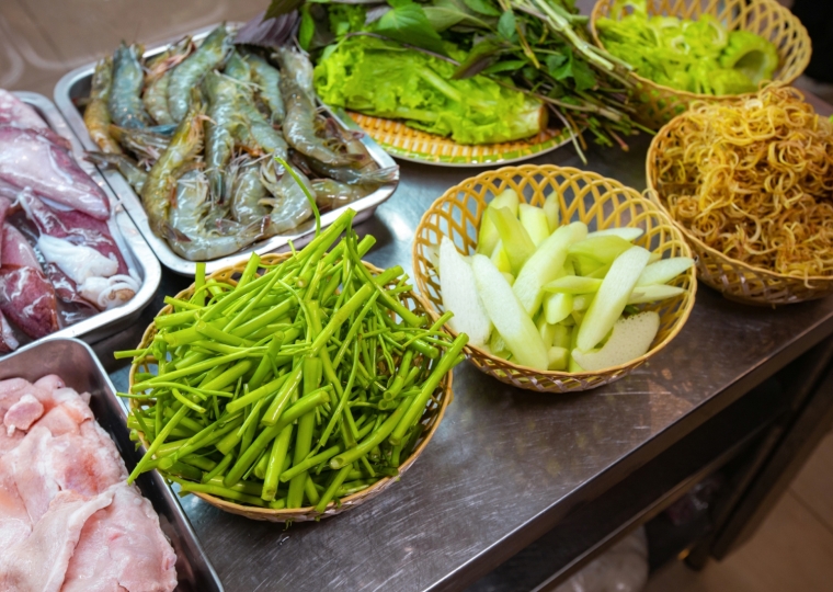 Rau thêm