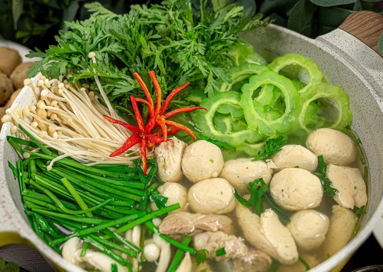 Lẩu Nấm Thác Lác Khổ Qua 