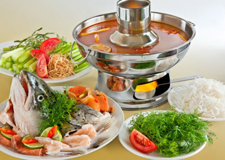 Lẩu Đầu Cá Hồi 